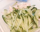 チキンときゅうりの胡麻ぽんサラダ作り方1写真
