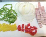 超簡単！餃子の皮で作るミックスピザ！！作り方2写真