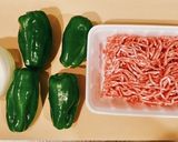 お塩で食べる☆ピーマンの肉詰め作り方1写真