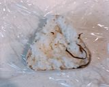 100均容器で、鮭マヨ塩こんぶのおにぎり作り方3写真