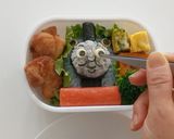 デコふりブルーで機関車トーマスのキャラ弁作り方9写真