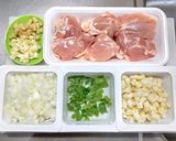 鶏もも肉とポテトのピリ辛さっぱり炒め作り方1写真