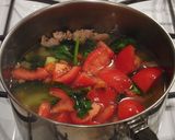 鶏もも肉とトマトのあっさりスープ作り方6写真