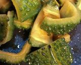 じっくり炒めたゴーヤのお味噌汁作り方2写真
