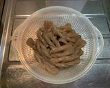 鶏肉と里芋の塩煮作り方3写真