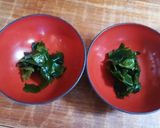にらたまワカメの味噌汁。作り方3写真