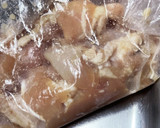 薄切り胸肉♡白だしとにんにくの唐揚げ♡作り方1写真