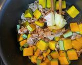 カボチャと豚バラ肉のクリーム煮作り方3写真