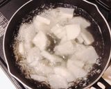 【簡単】大根と蒟蒻の田舎風煮込み作り方3写真