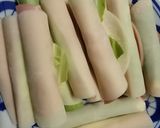 餃子の皮でハムとチーズをくるくると。作り方7写真
