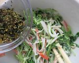 "つーん”と辛い、豆苗とカニカマのサラダ作り方4写真
