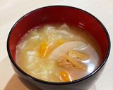 味噌汁(大根、人参、キャベツ)作り方3写真