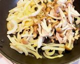 お肉が柔らかい!しめじと豚の生姜焼き作り方3写真