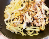 お肉が柔らかい！しめじと豚の生姜焼き作り方3写真
