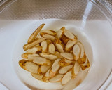 今日のおかずに！ごぼうとひき肉の甘辛炒め作り方2写真