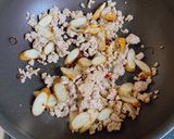 今日のおかずに!ごぼうとひき肉の甘辛炒め作り方5写真
