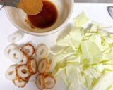お弁当☆竹輪とキャベツのカレー炒め作り方1写真