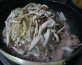 ご飯がすすむ♪きのこと豚肉の味噌炒め作り方3写真