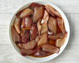 照りうま♪ぶりと玉ねぎのガリバタ炒め作り方1写真