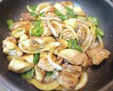 超簡単！鶏もも肉とピーマンのカレー炒め！作り方7写真