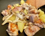 鶏肉とじゃがいもの炒め煮作り方4写真