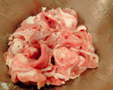 ◆米泥棒◆　豚肉ときくらげのトマト炒め作り方1写真