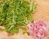 お弁当に 豆苗の卵とじ 彩り･コスパ抜群作り方1写真
