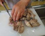 けつぷり♡鶏レバーのトマト煮込み作り方1写真