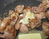 鶏レバーのガーリックバター焼き作り方4写真