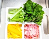 ベーコンとチンゲン菜にパプリカの中華炒め作り方1写真