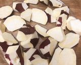 塩ペッパーチーズ味のさつまいもの揚げ焼き作り方2写真