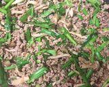 挽肉とニラとしめじの香味醤油炒め作り方8写真