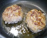 うま味で減塩！ハンバーグ　卵塩パン粉なし作り方4写真