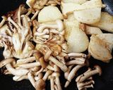 秋の味覚 長芋ときのこのバター醤油ソテー作り方3写真