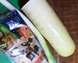 大根と油揚げと長ネギの美味しいお味噌汁♪作り方1写真