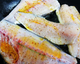 目鯛のハーブ焼き〜舞茸とネギソース〜作り方6写真