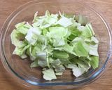 鶏ガラスープの素で簡単にキャベツのナムル作り方1写真