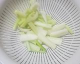 セロリの一夜漬け作り方1写真