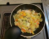 野菜のコンソメ炒めでキャセロール作り方5写真