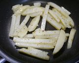 簡単！ポテトほうれん草のガーリックバター作り方3写真