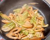 【楽めし】ちくわとキャベツの醤油マヨ炒め作り方3写真