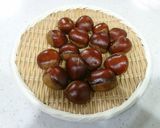 栗が手に入ったら☆ちょっと頑張る渋皮煮♪作り方1写真