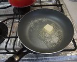 ふわふわプレーンオムレツに赤ワインソース作り方7写真