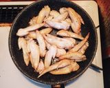簡単☆手羽はしと長ネギのスープ作り方1写真