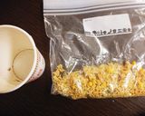 簡単☆カップヌードルチャーハン作り方1写真