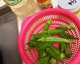 カレー香る☆オクラのオイスターカレー炒め作り方1写真