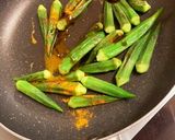カレー香る☆オクラのオイスターカレー炒め作り方6写真