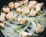 白い親子丼●とりむねたまねぎ半熟卵作り方2写真