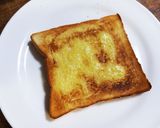 気分はお月見！まんまる目玉焼パン♪作り方4写真