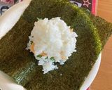 塩辛とチーズと大葉のおにぎらず作り方5写真
